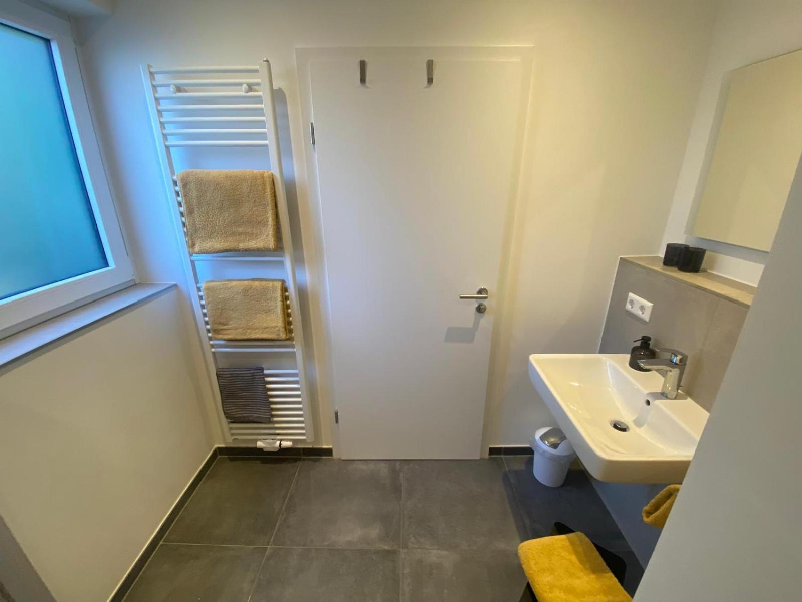 Bienenstube Apartment Venningen Bagian luar foto